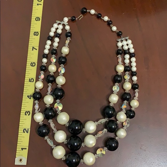 Vintage Jewelry - Vintage 50s Glamorous Beads